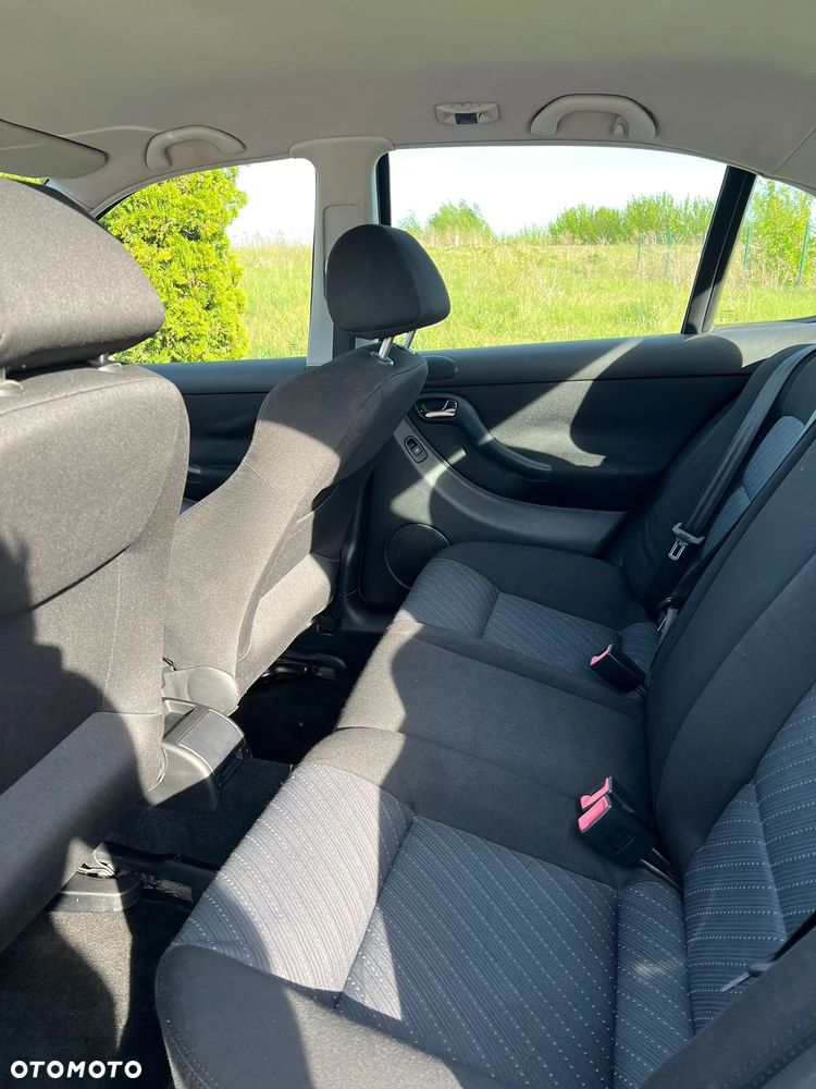 Seat Leon 1.6 Signo - 12