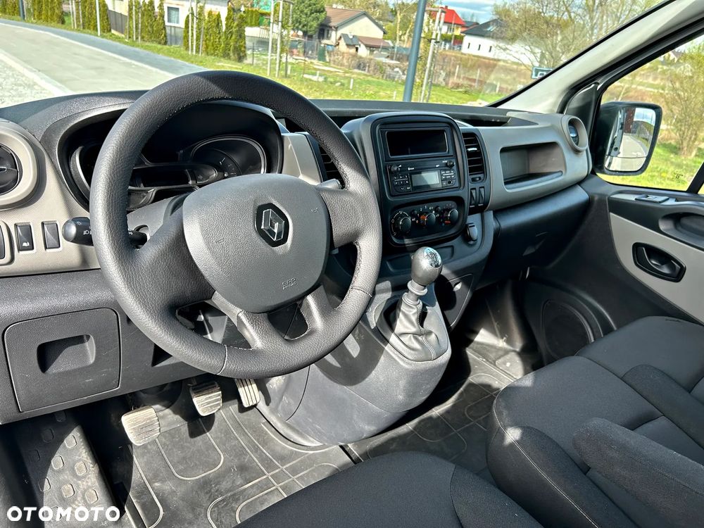 Renault Trafic - 8