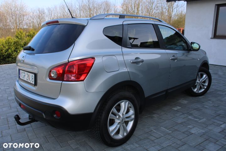 Nissan Qashqai 2.0 4x4 Tekna - 4