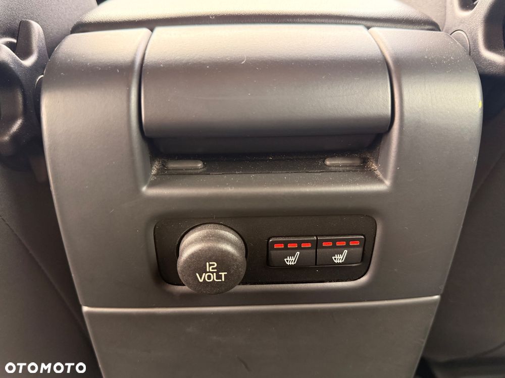 Volvo V70 2.0 - 15