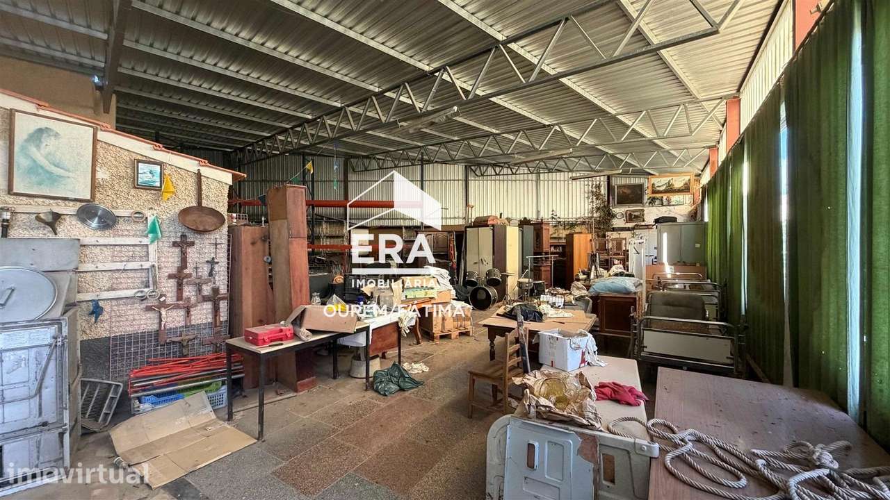 Moradia T5 para recuperar, Freixianda - Grande imagem: 5/16