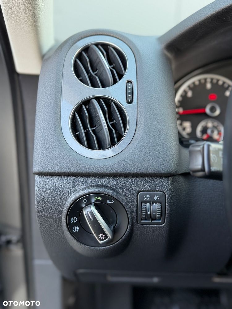 Volkswagen Tiguan 2.0 TDI BlueMot Trend&Fun - 25