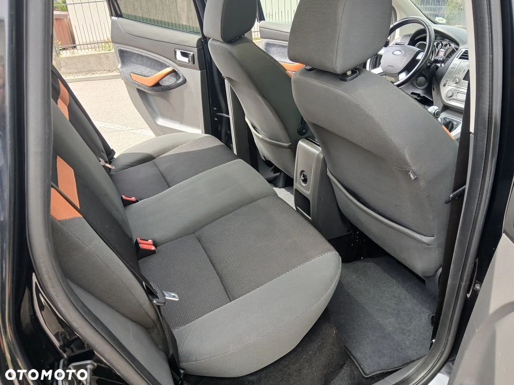Ford Kuga 2.0 TDCi Titanium - 17