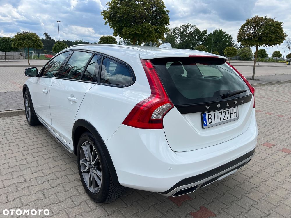 Volvo V60 Cross Country D4 AWD Summum - 22