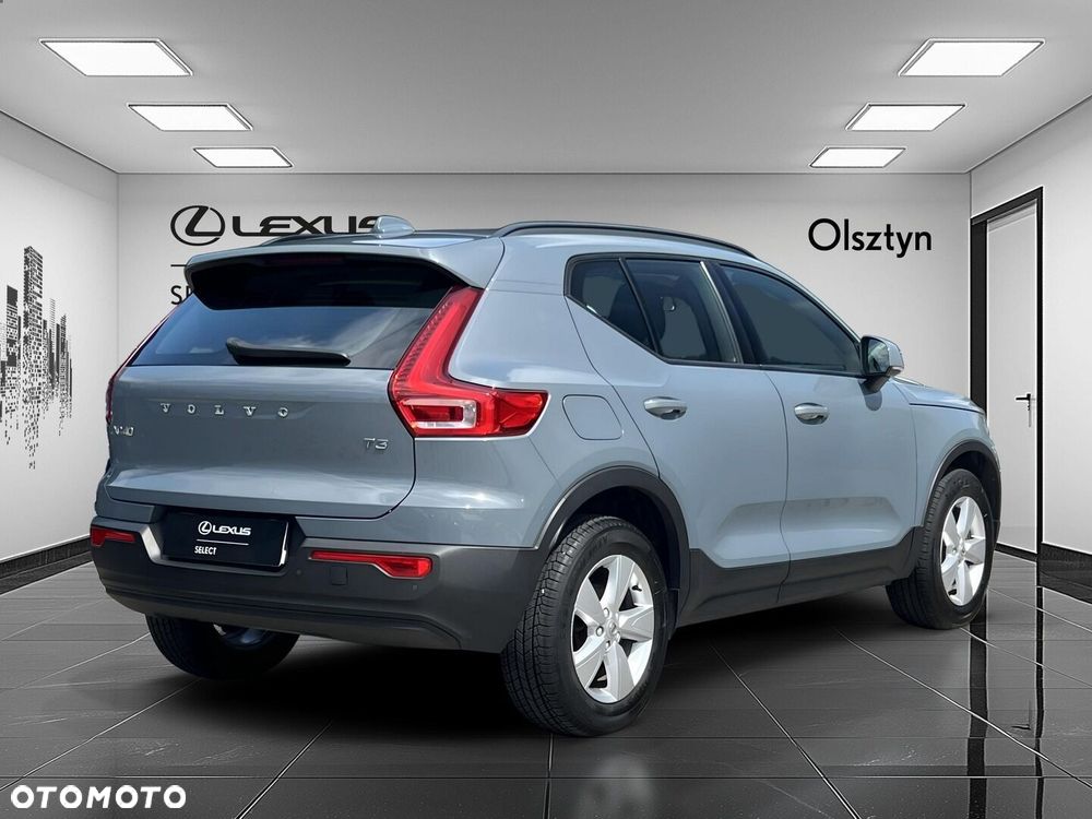 Volvo XC 40 T3 Momentum - 2