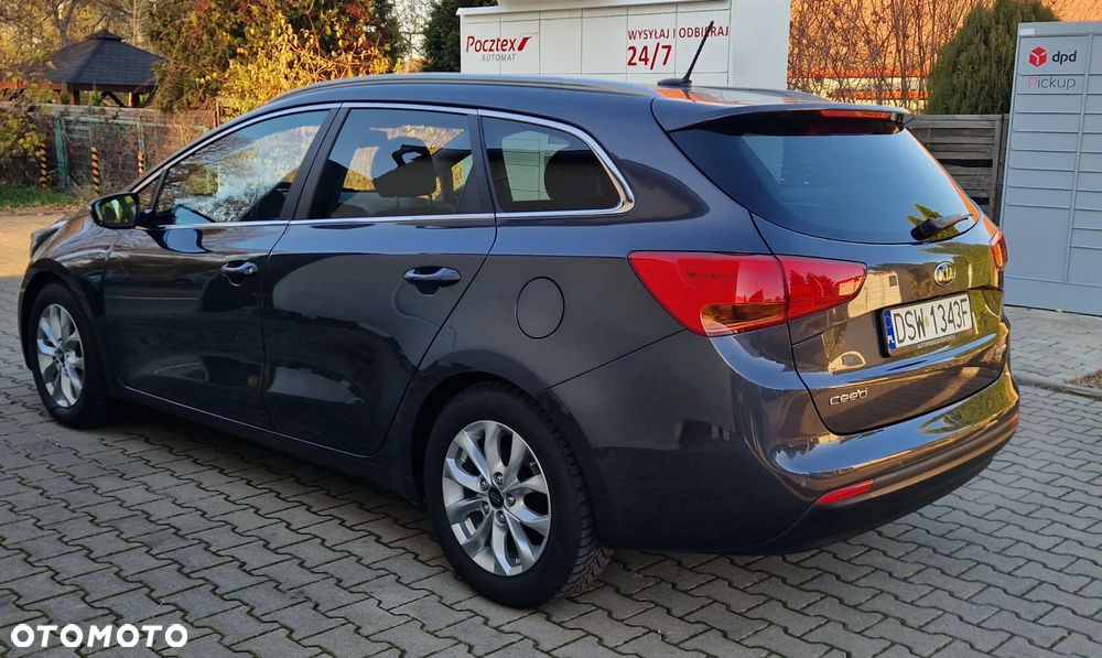 Kia Ceed Cee'd 1.6 GDI Business Line - 12