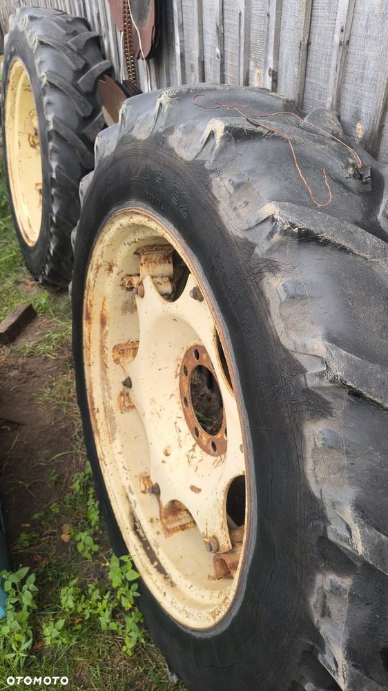 Inny Bizon, Zetor C 360 i maszyny rolnicze - 23