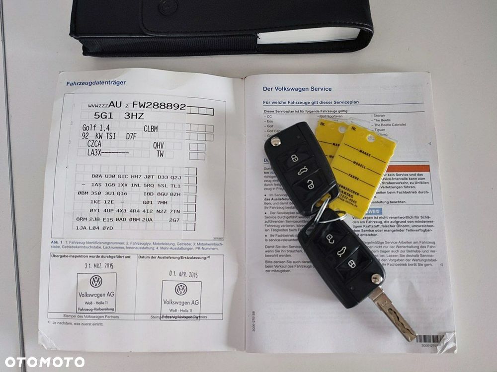 Volkswagen Golf 1.4 TSI BlueMotion Technology DSG Lounge - 23