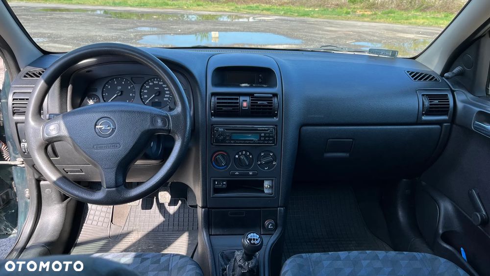 Opel Astra 1.4 16v GL - 3