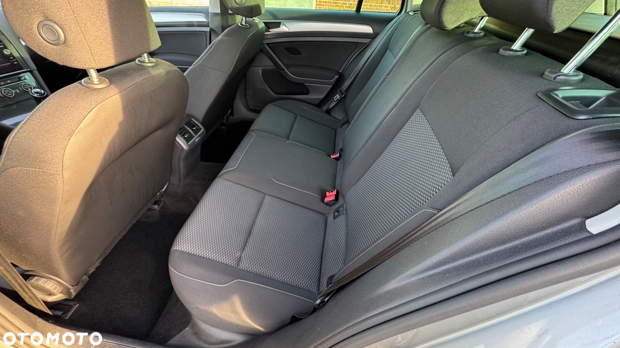 Volkswagen Golf VII 1.6 TDI BMT Trendline - 12