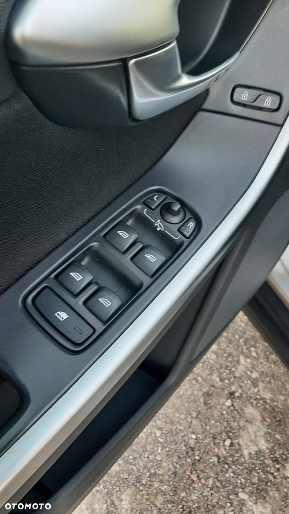 Volvo XC 60 D3 Kinetic - 19