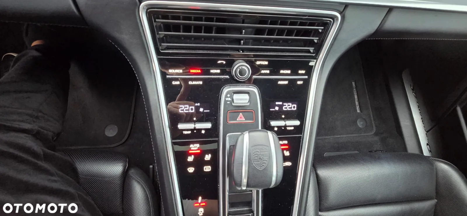 Porsche Panamera 4S Sport Turismo - 13