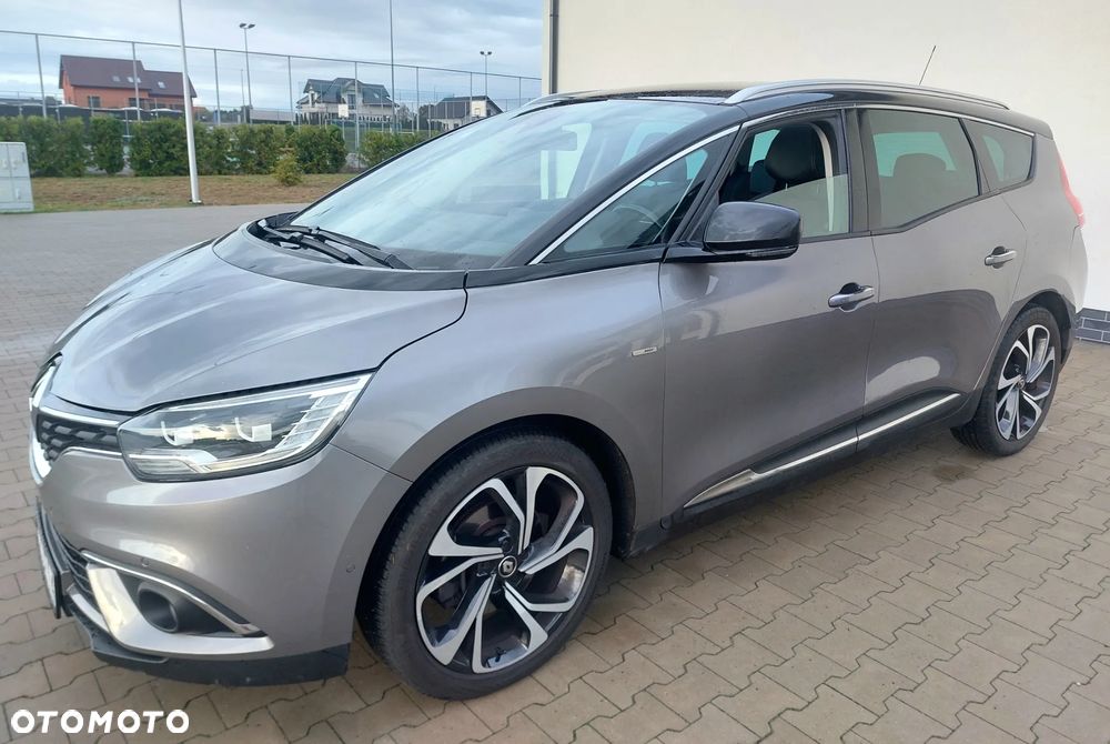Renault Grand Scenic - 30