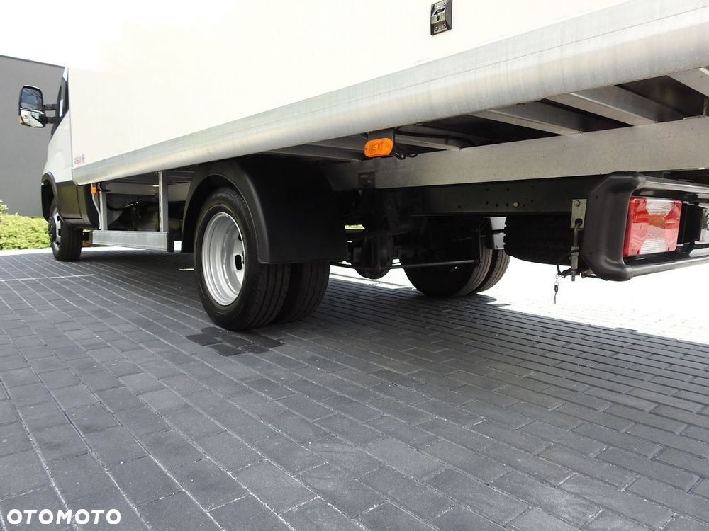 Iveco DAILY 35C14 KONTENER 8 PALET TEMPOMAT KLIMATYZACJA  BLIŹNIACZE KOŁA  140KM - 16