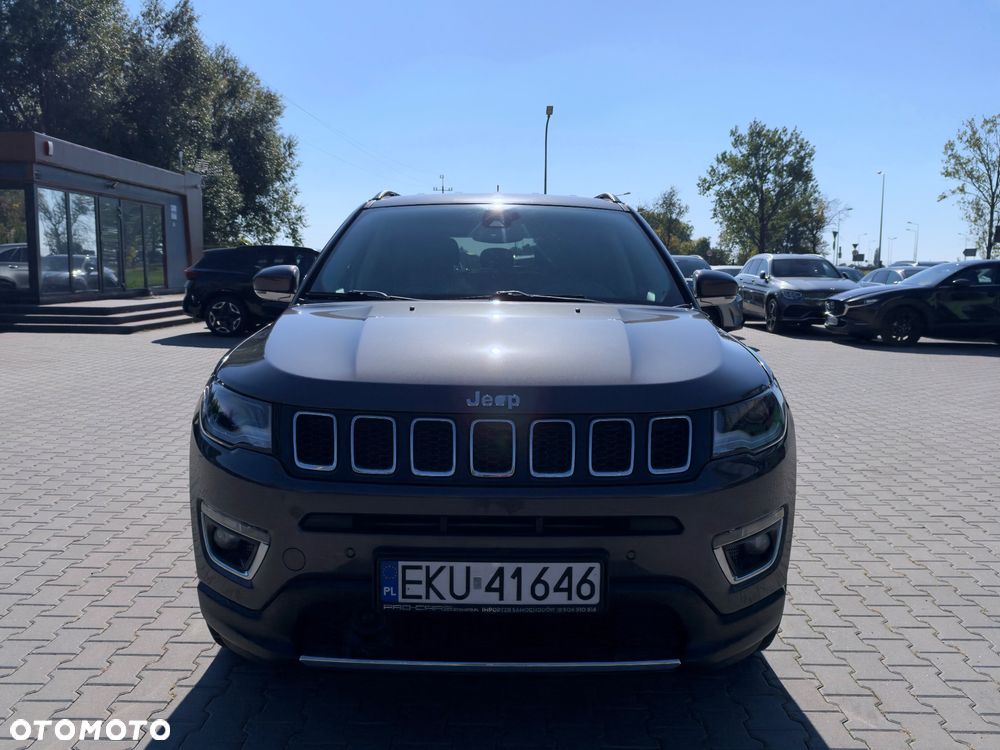 Jeep Compass - 10