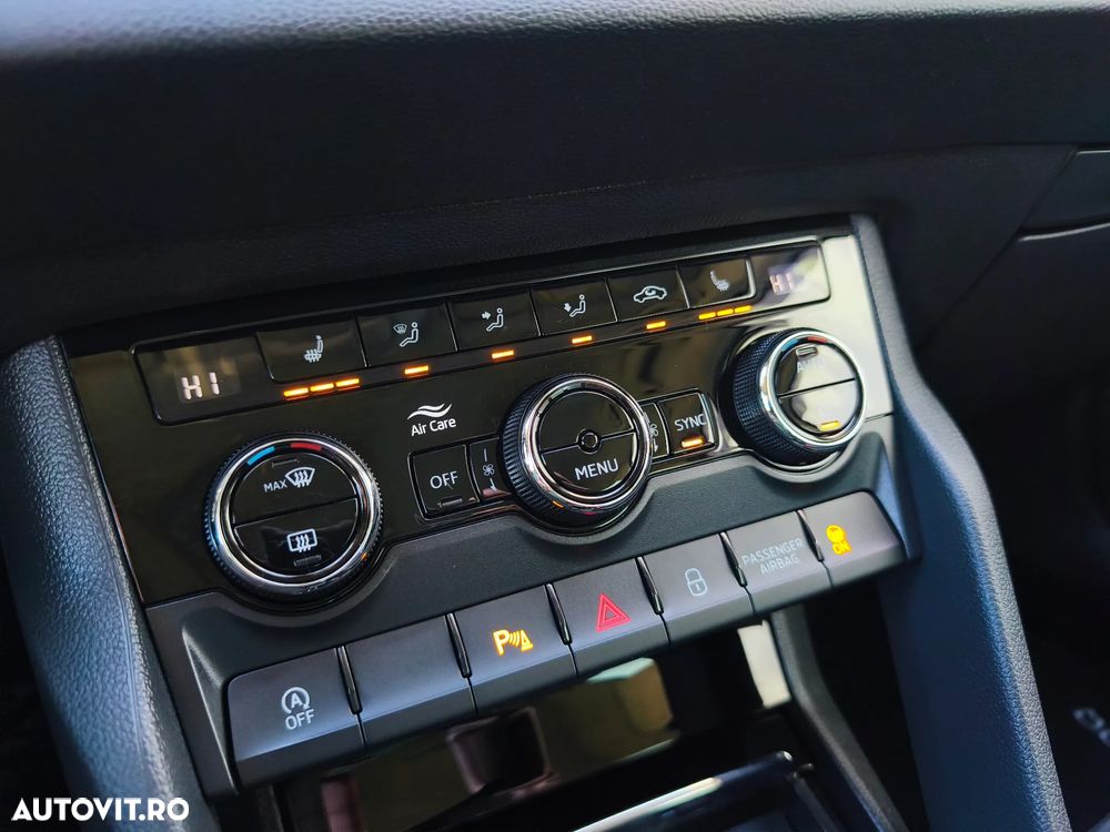 Skoda Karoq 2.0 TDI SCR 4x4 DSG Style - 11