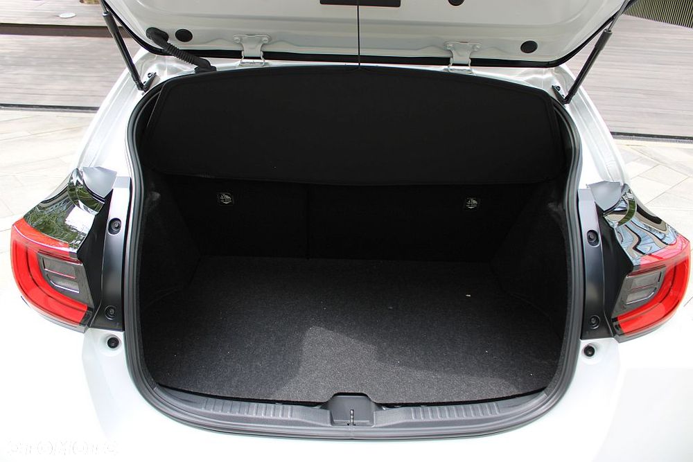 Toyota Yaris GR - 40