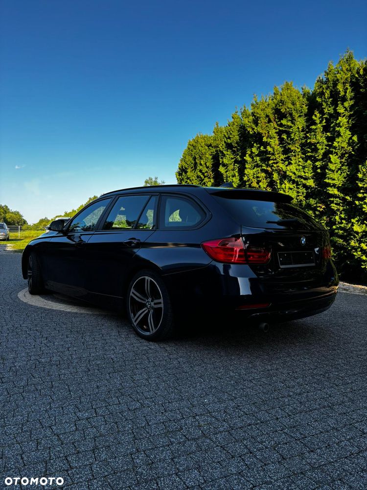 BMW Seria 3 320d Efficient Dynamics - 11