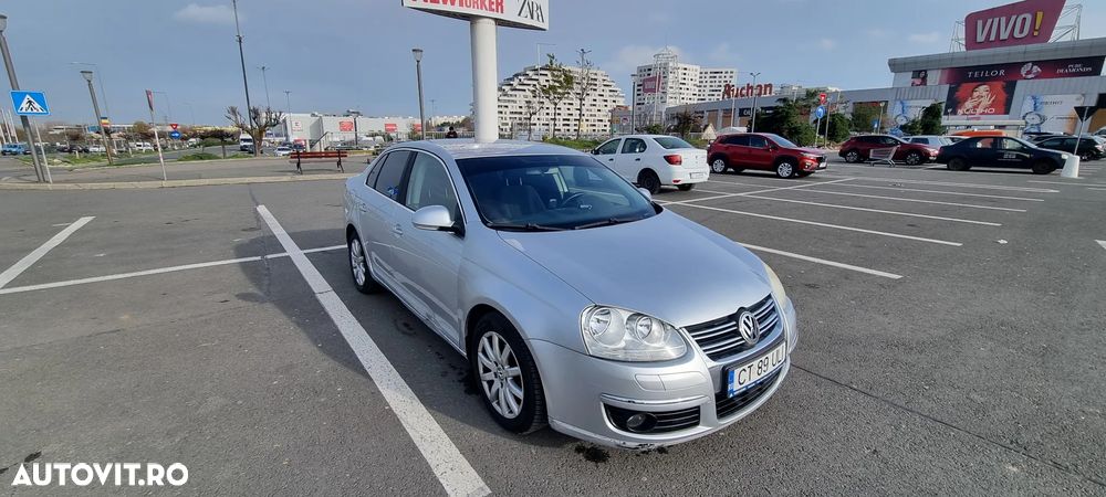 Volkswagen Jetta 1.9 TDI Comfortline - 13