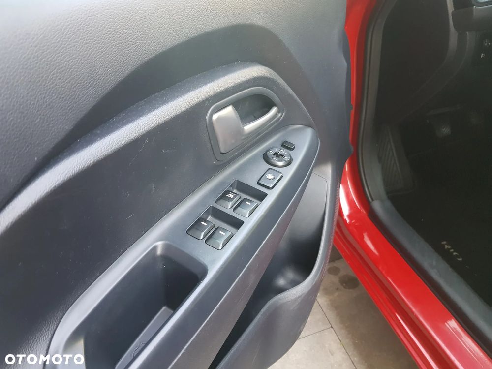 Kia Rio 1.4 ISG Dream Team Edition - 23