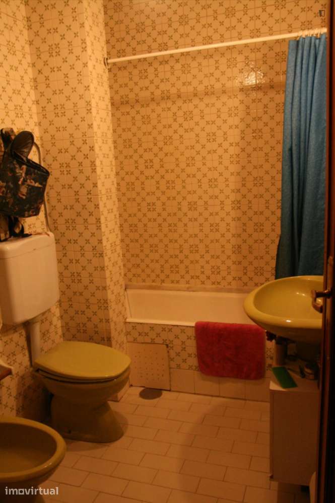 Apartamento com 3 quartos - localizado em Lordelo do Ouro Porto - Grande imagem: 2/13