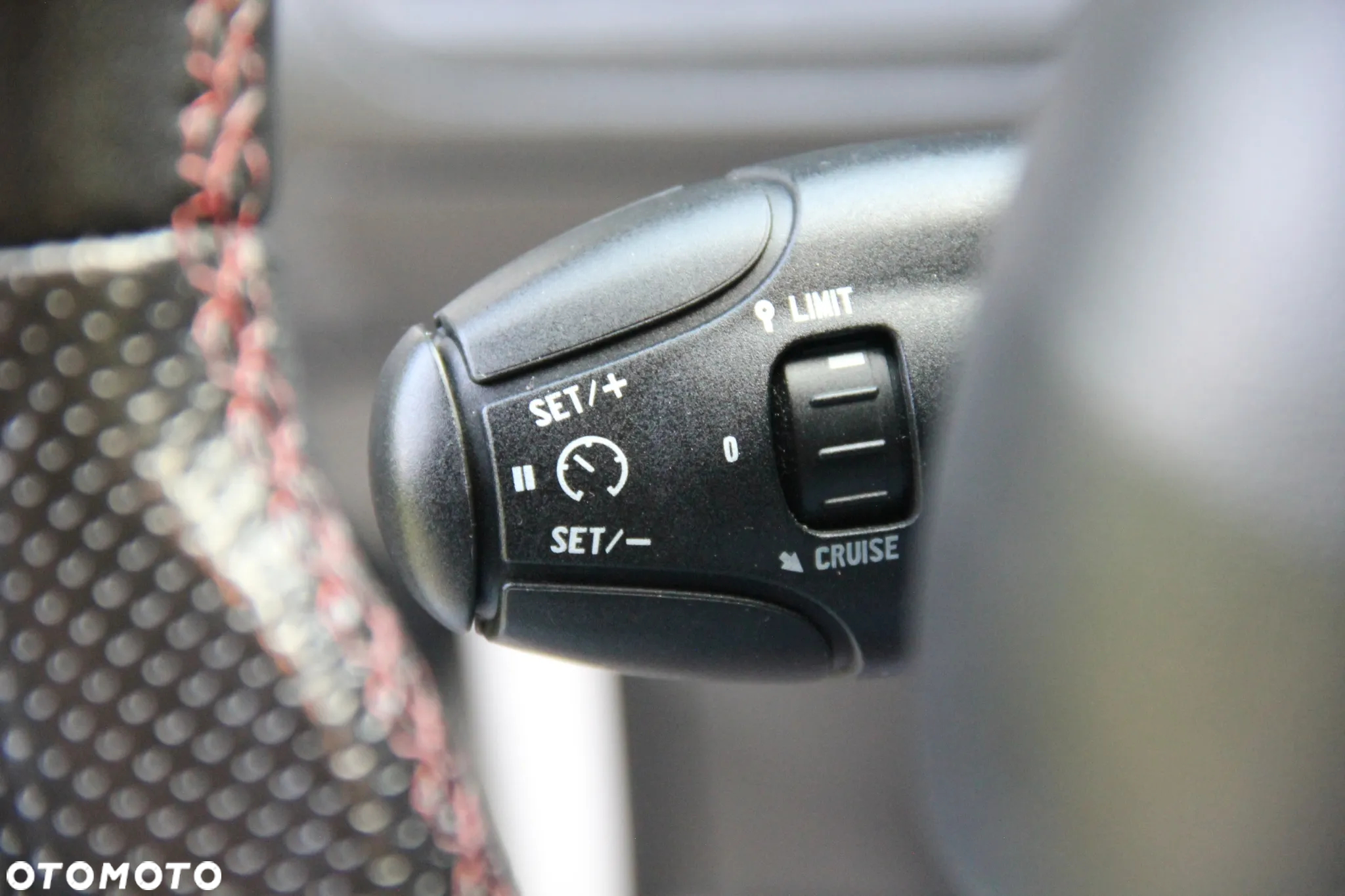Peugeot 208 1.4 HDi Business Line - 8