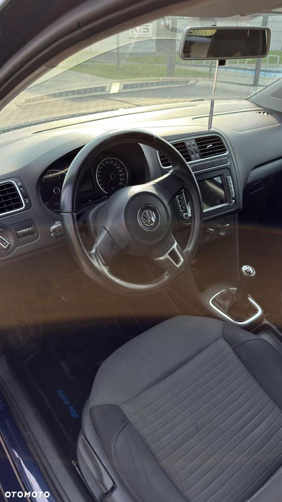 Volkswagen Polo - 10