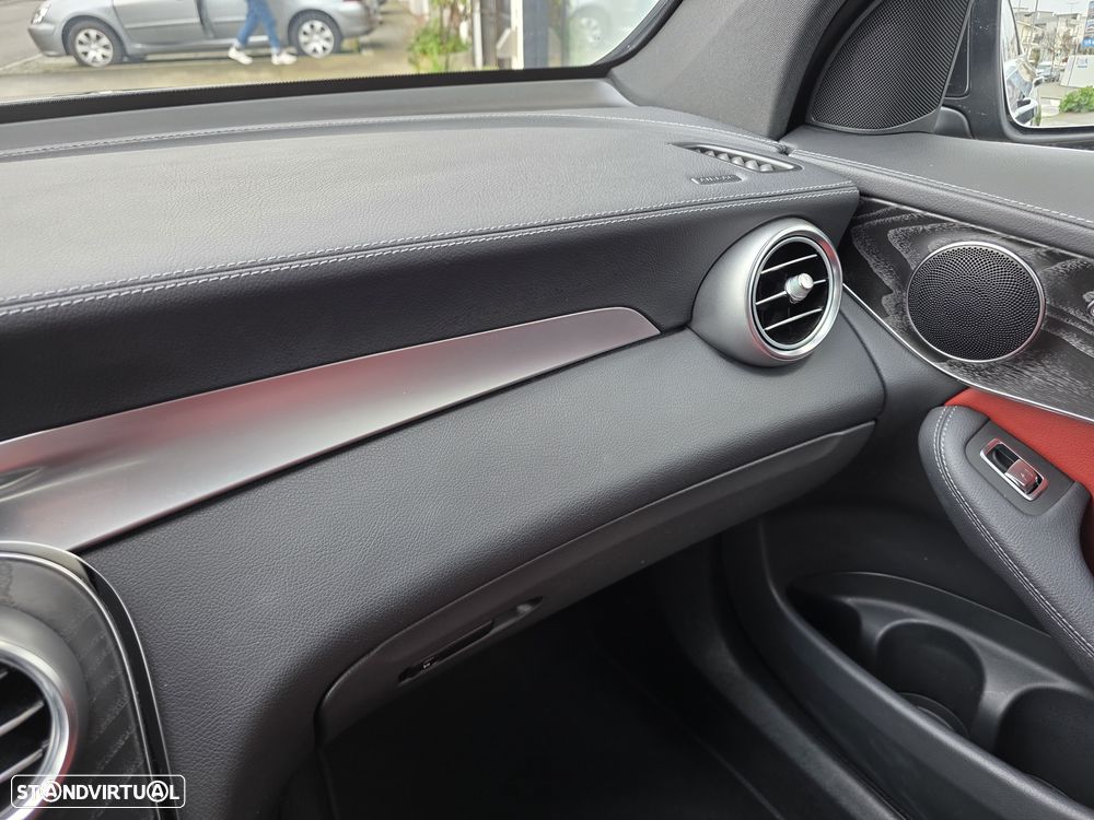 Mercedes-Benz GLC 300 de Coupé 4Matic - 28