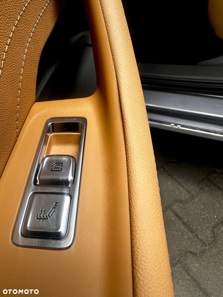 Hongqi H5 2.0T Comfort - 11