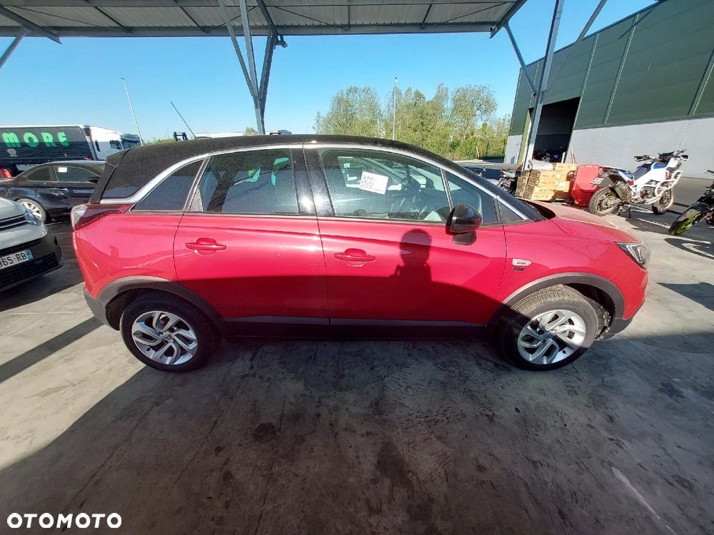 Opel Crossland X 1.2 T Design Line S&S - 3