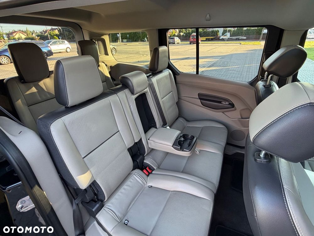 Ford Transit Connect - 20