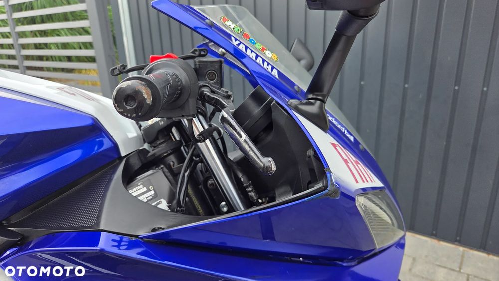 Yamaha YZF - 7