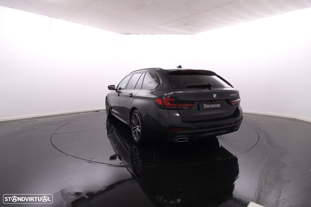 BMW 520 - 5
