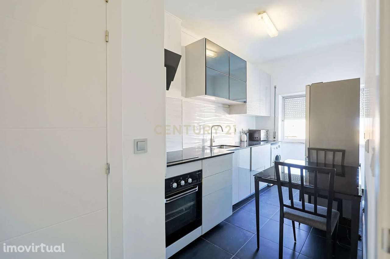 Apartamento T3 remodelado com lugar de parqueamento - Grande imagem: 2/30