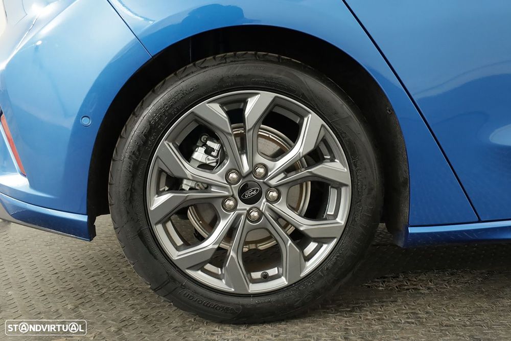 Ford Focus 1.0 EcoBoost MHEV ST-Line X - 5