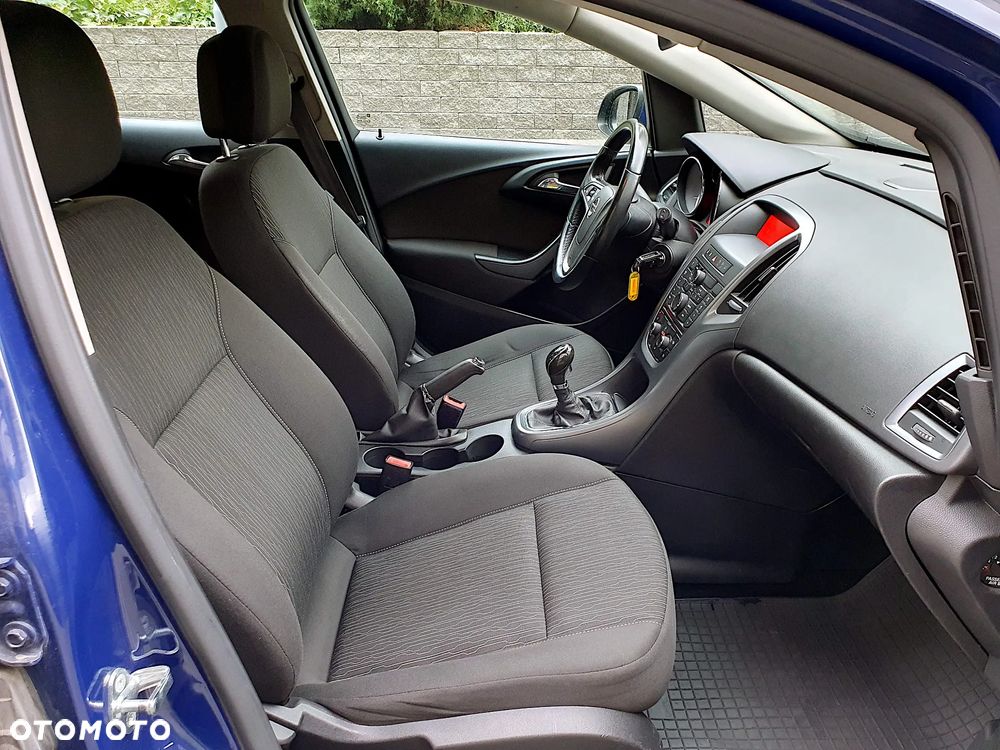 Opel Astra - 8