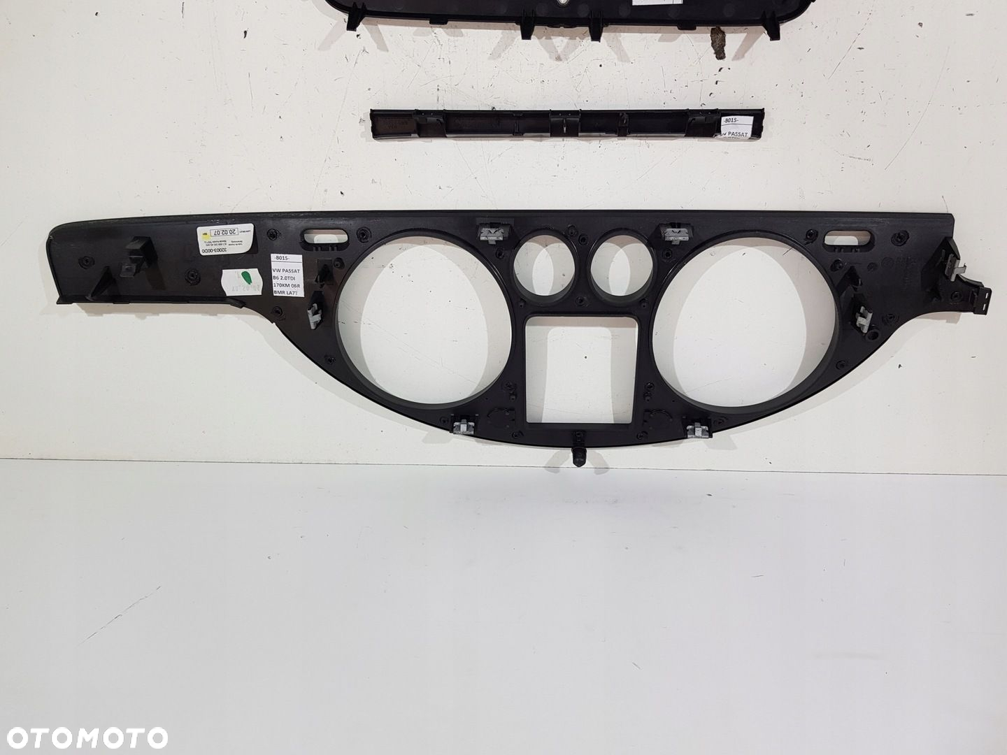 RAMKI LISTWY DEKOR DESKI 3C1858335 VW PASSAT B6 EU - 8