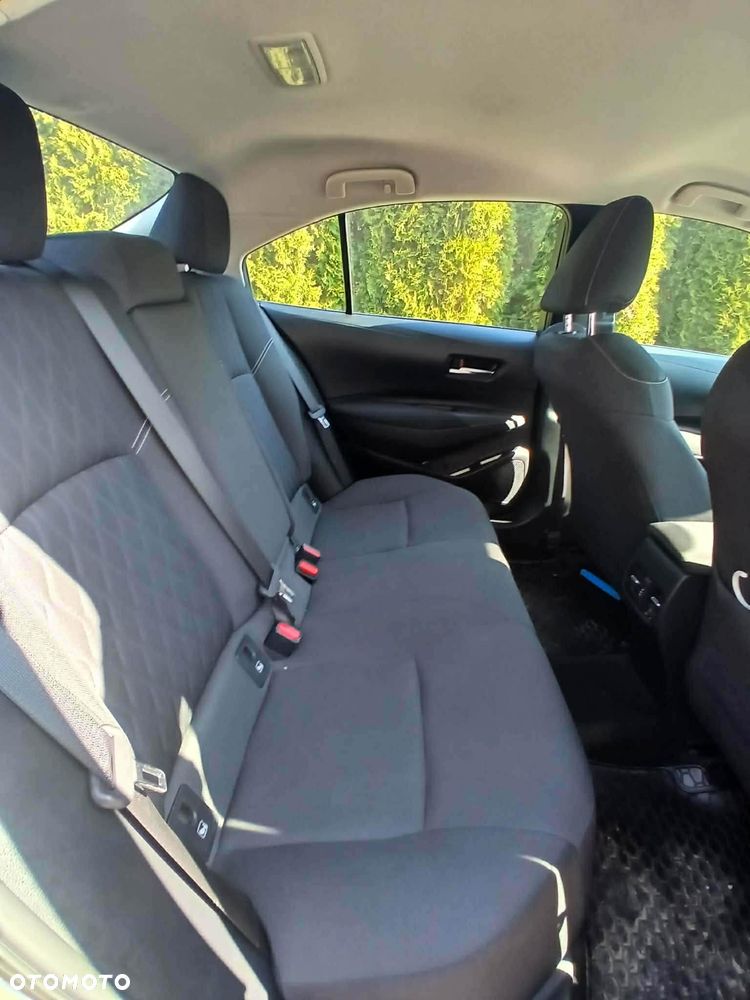 Toyota Corolla - 11