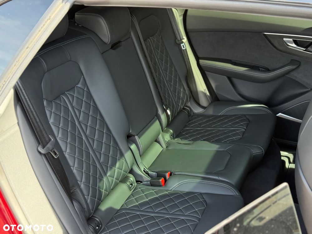 Audi SQ8 TFSI Quattro Tiptronic - 32