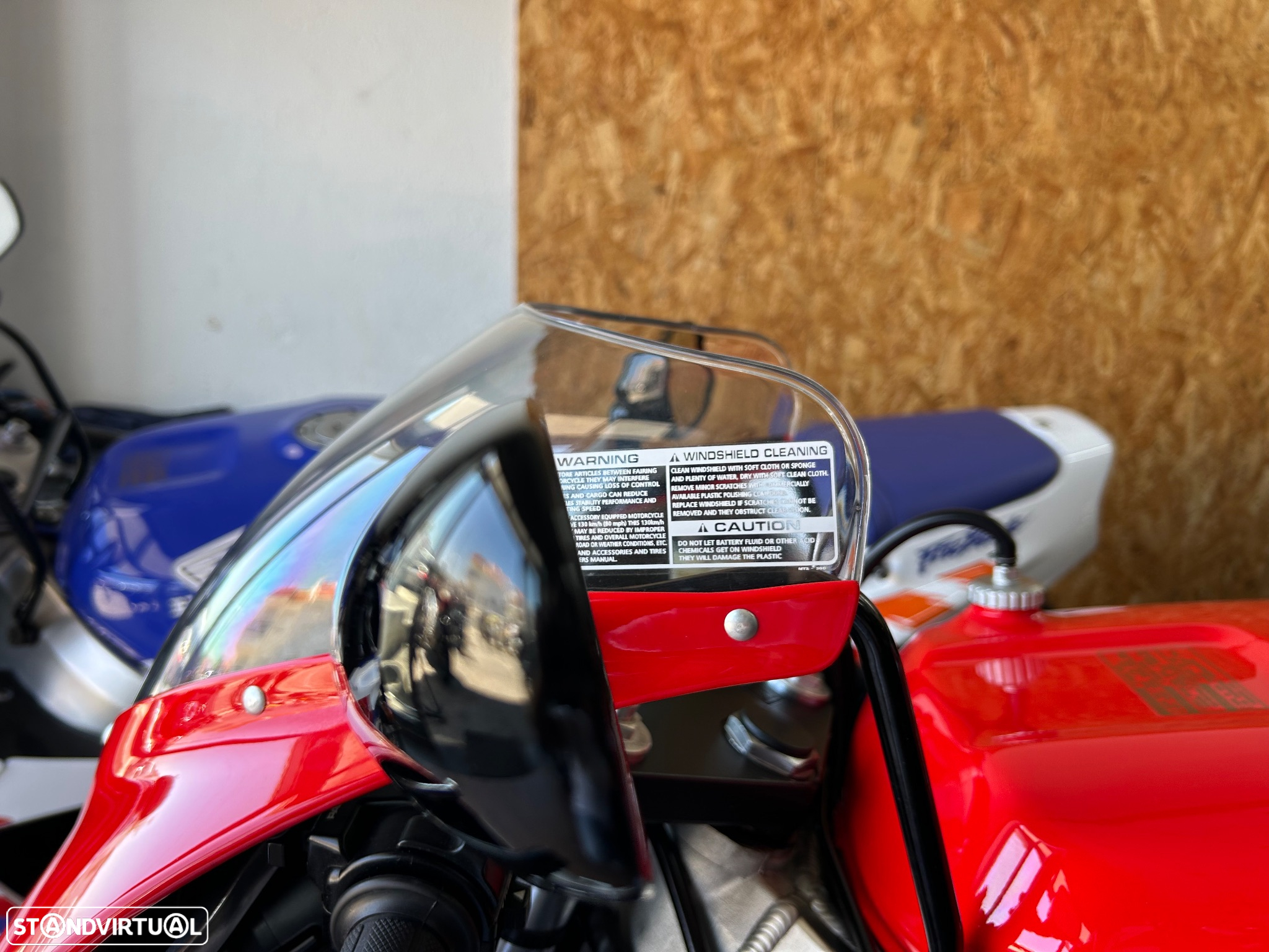 Honda VFR 400 Nc30 - 19