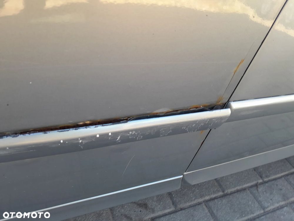 AUDI A4 B7 DRZWI LEWE PRZEDNIE LEWY PRZÓD KOLOR: LY7G - 4