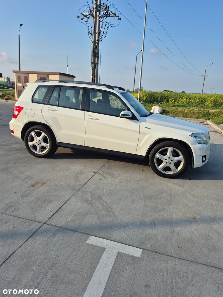 Mercedes-Benz GLK 220 CDI DPF 4Matic BlueEFFICIENCY 7G-TRONIC SPORT EDITION - 32