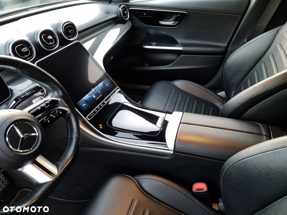 Mercedes-Benz Klasa C 300 e PHEV AMG - 33