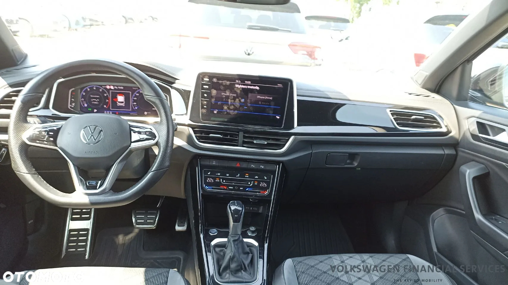 Volkswagen T-Roc 1.5 TSI R-Line DSG - 8