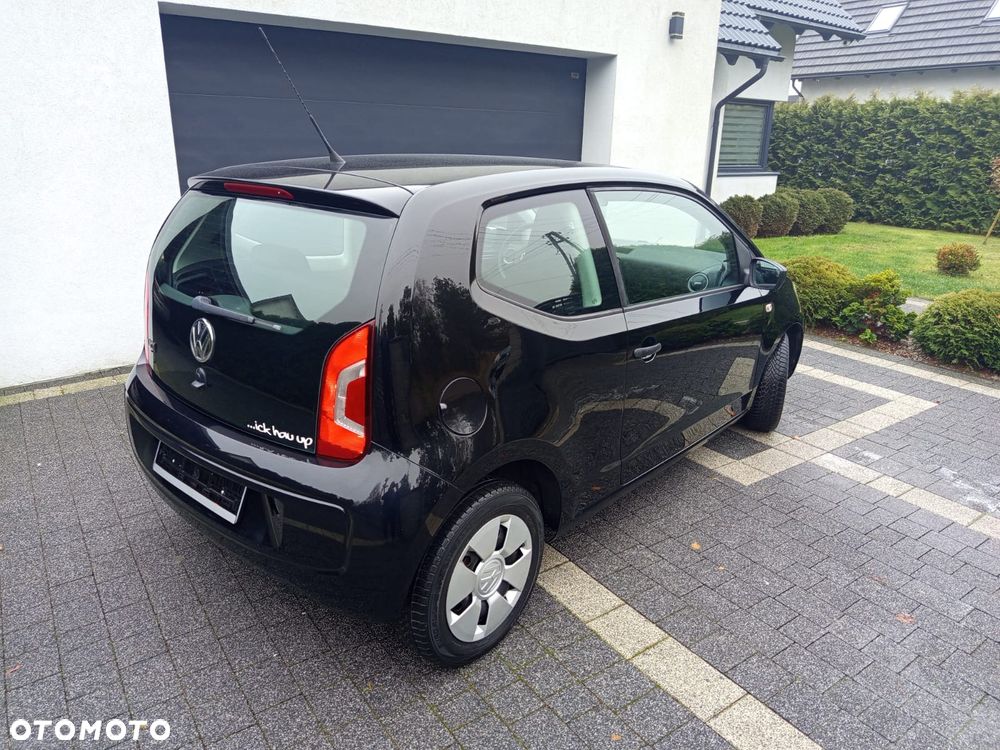 Volkswagen up! black - 10