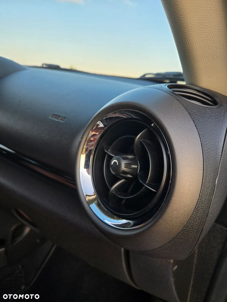 MINI Countryman One - 13