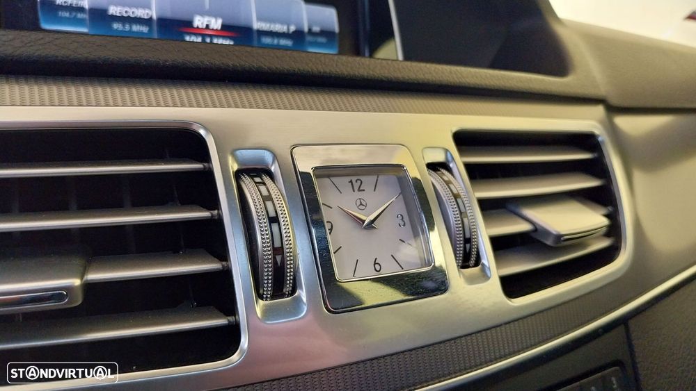 Mercedes-Benz E 250 BlueTEC Avantgarde Auto. - 12