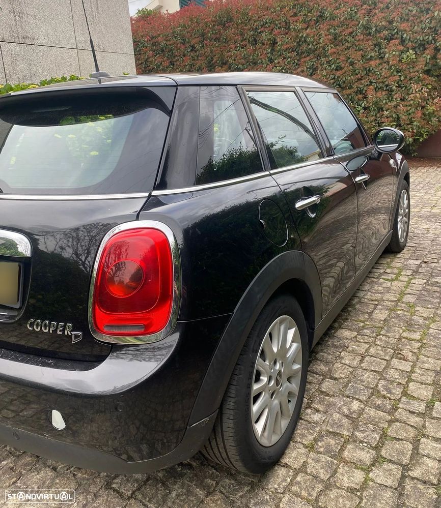 MINI 5 Portas Cooper D - 5