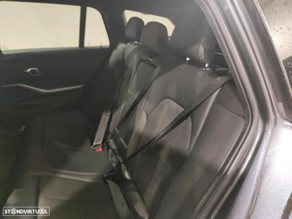 BMW 320 e Corporate Edition Auto - 4