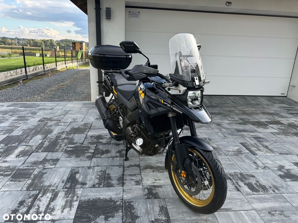 Suzuki V-STROM - 4